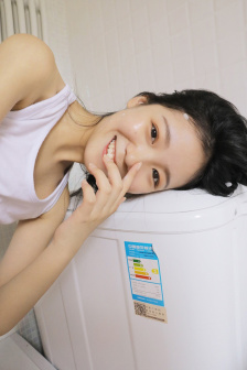 美丽的姑娘免费看中文